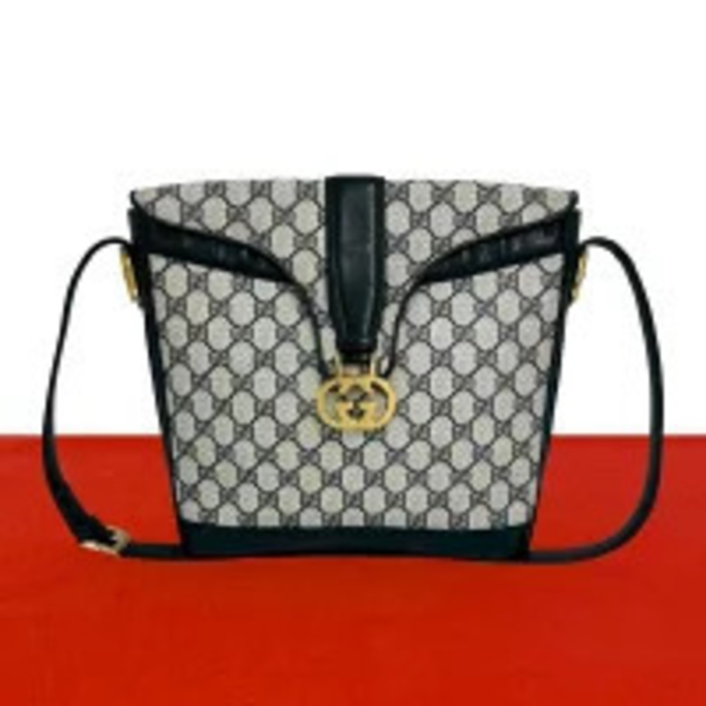 Gucci GG Supreme Shoulder Bag monogram canvas leather Brown